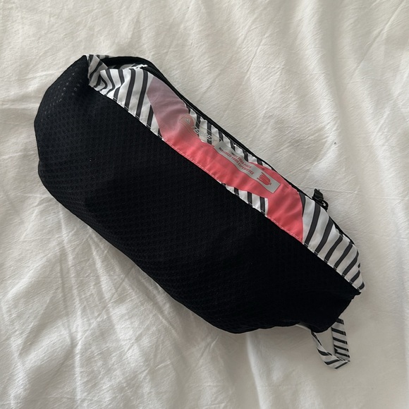 Adidas terrex trail running wind jacket, xs - Picture 8 of 9